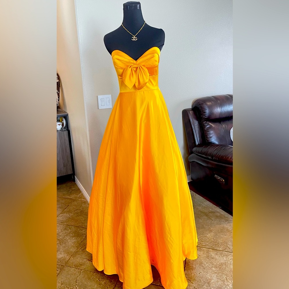 Ballgown